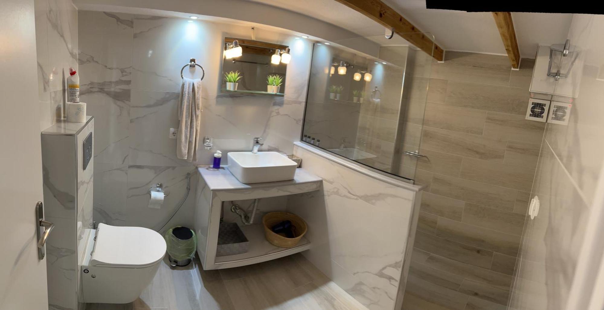 Chris Apartment With Loft Превеза Экстерьер фото